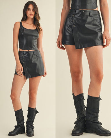 Terri Faux Leather Skort -black